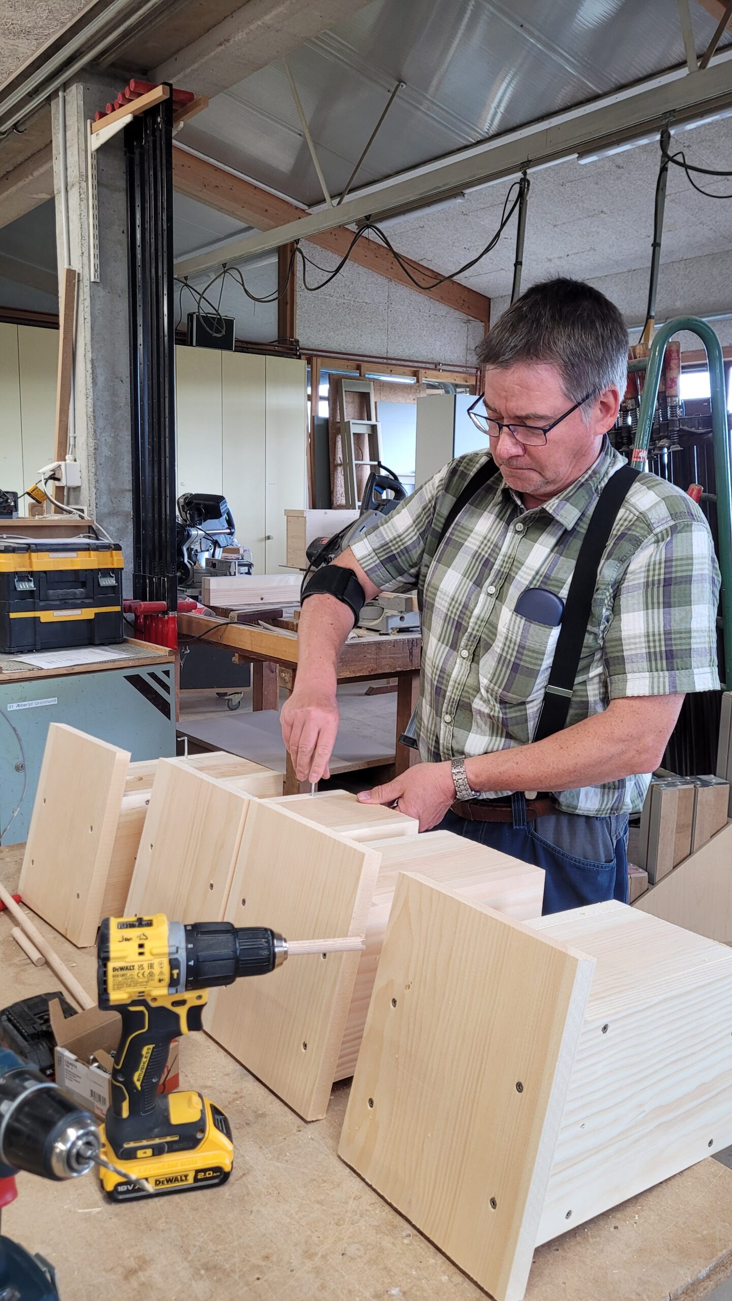 4. Oktober 2025: 54 neue Nistkasten gebaut